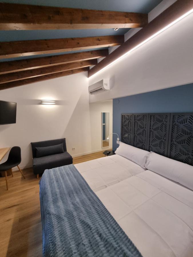 Hostal La Rua إستيلا المظهر الخارجي الصورة