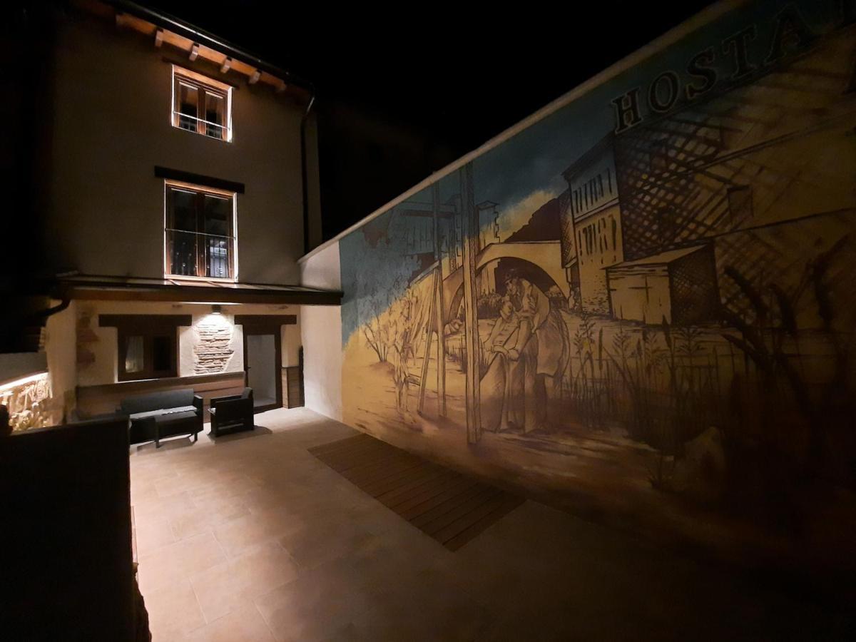 Hostal La Rua إستيلا المظهر الخارجي الصورة