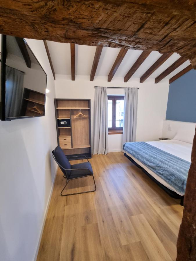 Hostal La Rua إستيلا المظهر الخارجي الصورة